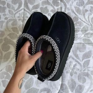 UGG Tazz Platform Slippers